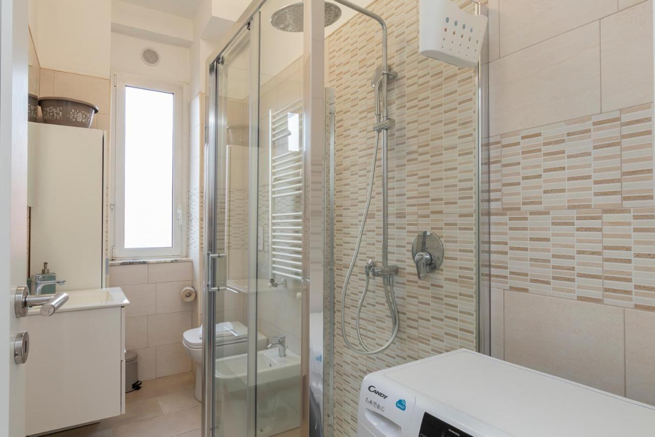 Luxury Apartment Near Navigli Carlo D'Adda 29 Milan Bagian luar foto