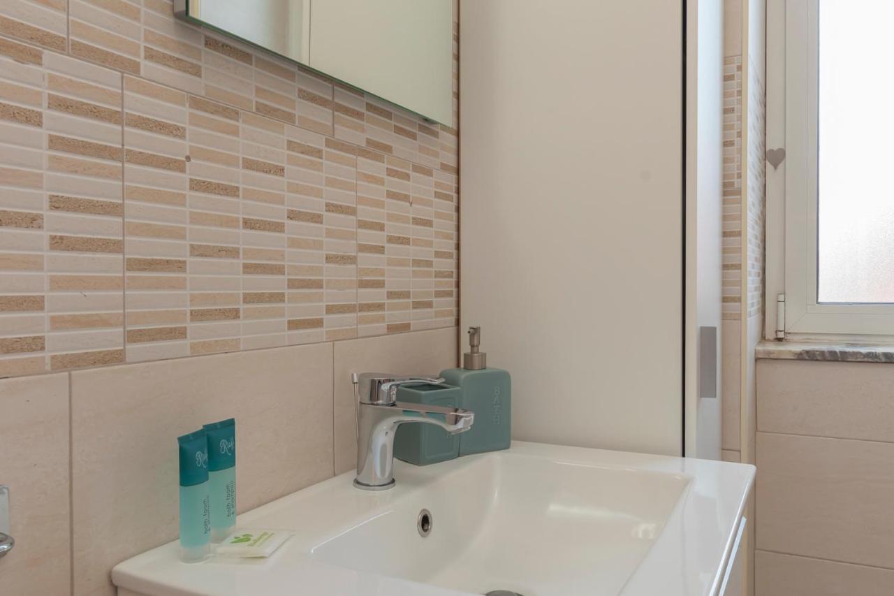 Luxury Apartment Near Navigli Carlo D'Adda 29 Milan Bagian luar foto