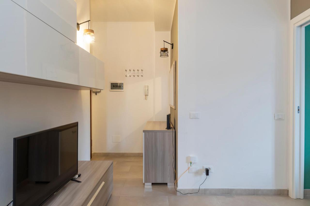 Luxury Apartment Near Navigli Carlo D'Adda 29 Milan Bagian luar foto