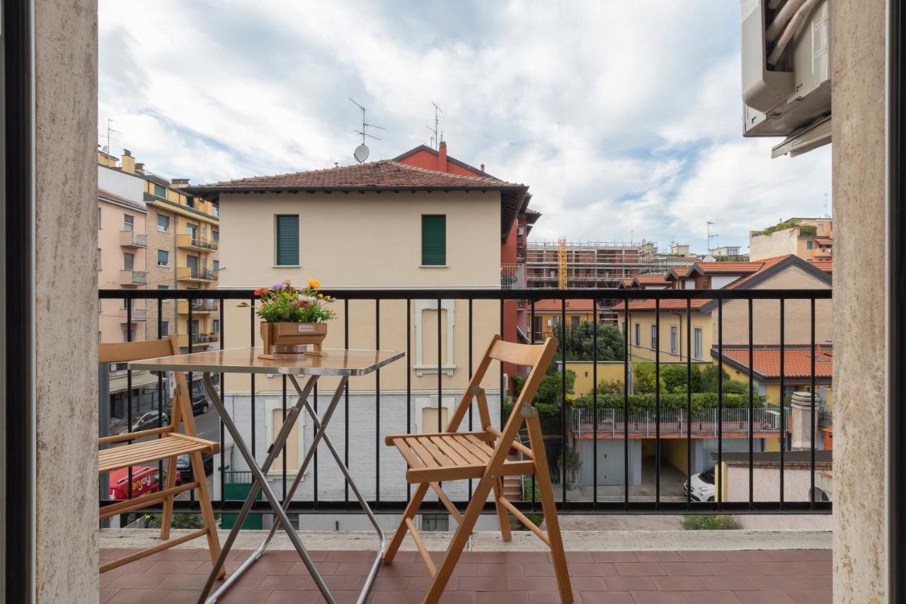 Luxury Apartment Near Navigli Carlo D'Adda 29 Milan Bagian luar foto