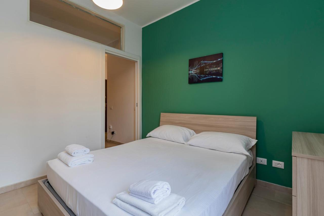 Luxury Apartment Near Navigli Carlo D'Adda 29 Milan Bagian luar foto